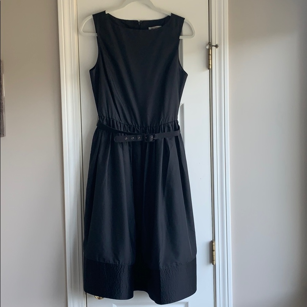 Black Isaac Mizrahi dress